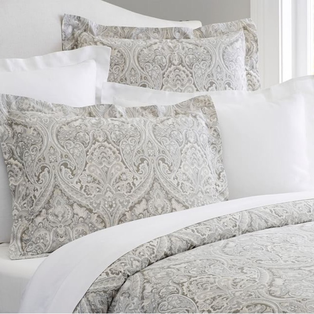 Mackenna Pottery Barn Duvet, Taupe, King w/ shams NWT